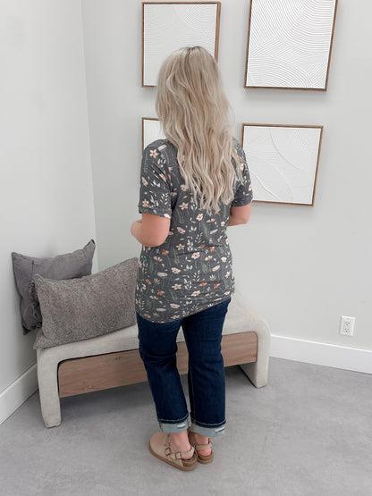 Coralie Tee in Wildflower