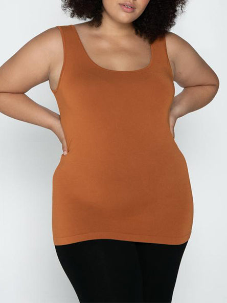 Curvy Bamboo Scoop Tank by C'est Moi