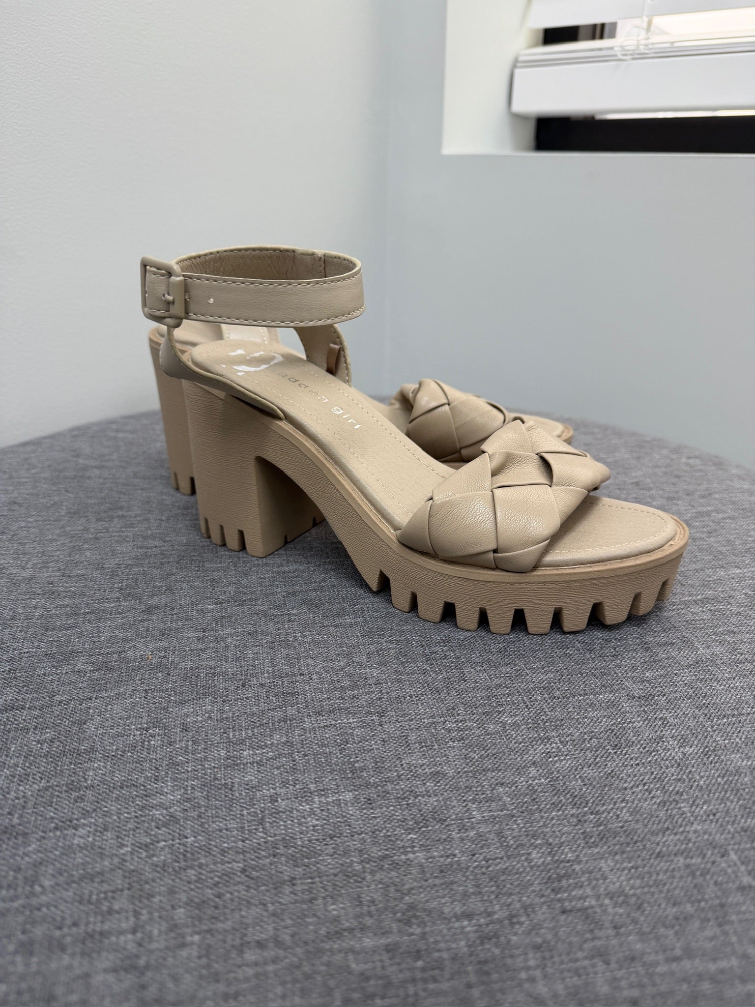 #223- Madden Girl Sandals SIze 7