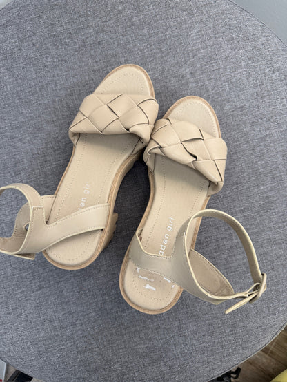 #223- Madden Girl Sandals SIze 7