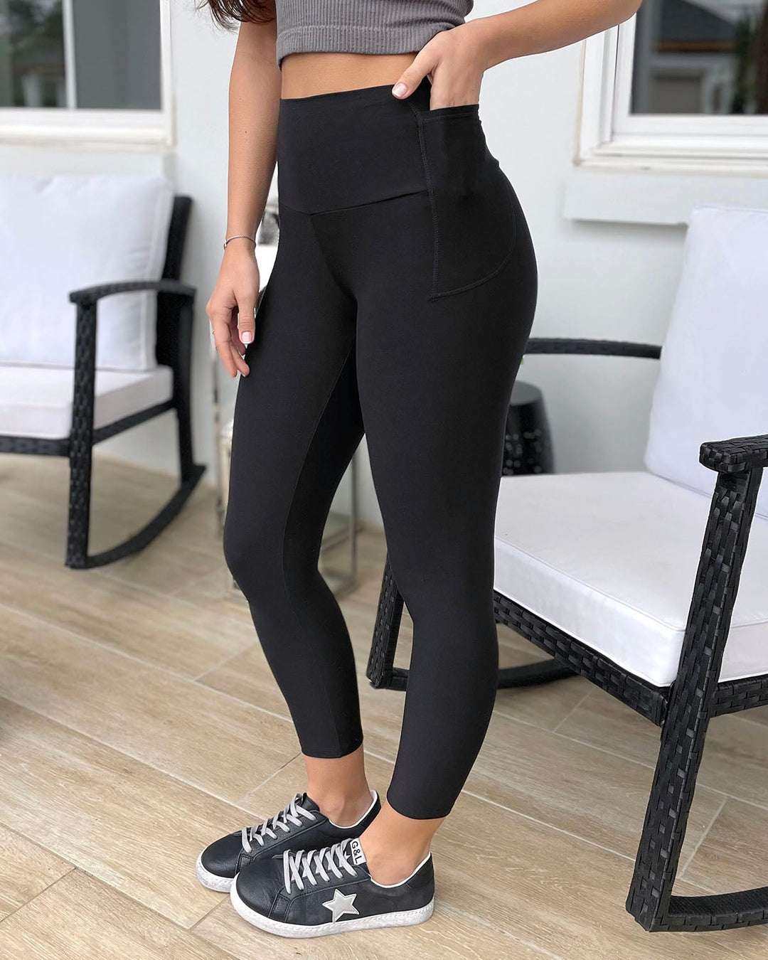 Cropped Midweight Daily Pocket Leggings in Black by Grace & Lace