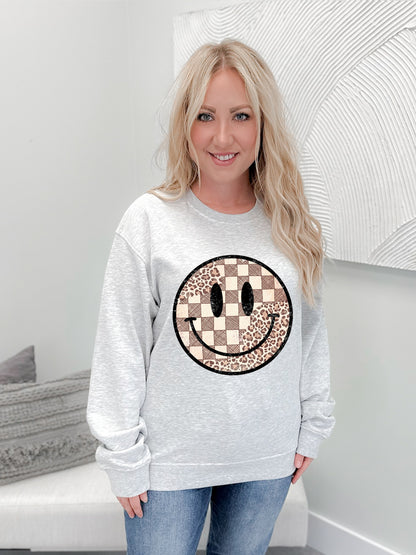 Stay Smiley Graphix Pullover / Hoodie