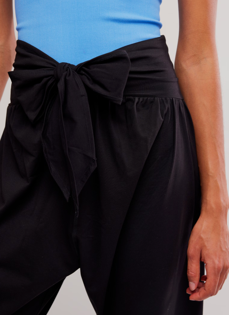 Retreat Yoga Pant in Black by Free People