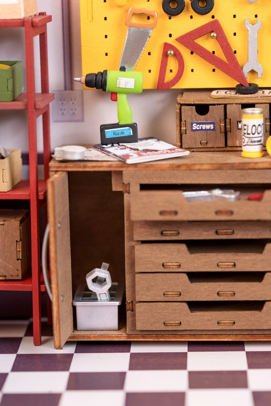 DIY Miniature Garage Workshop