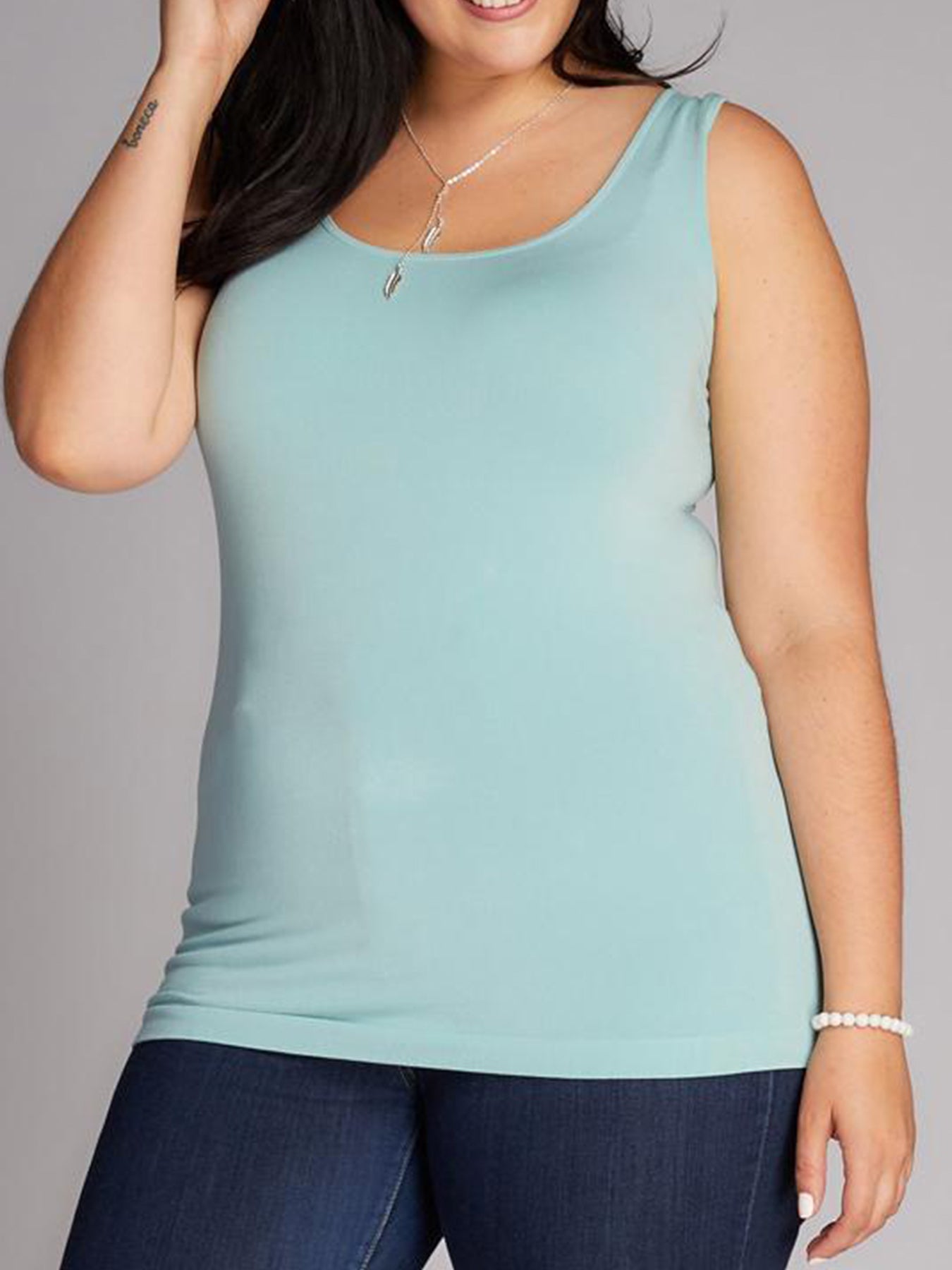 Curvy Bamboo Scoop Tank by C'est Moi