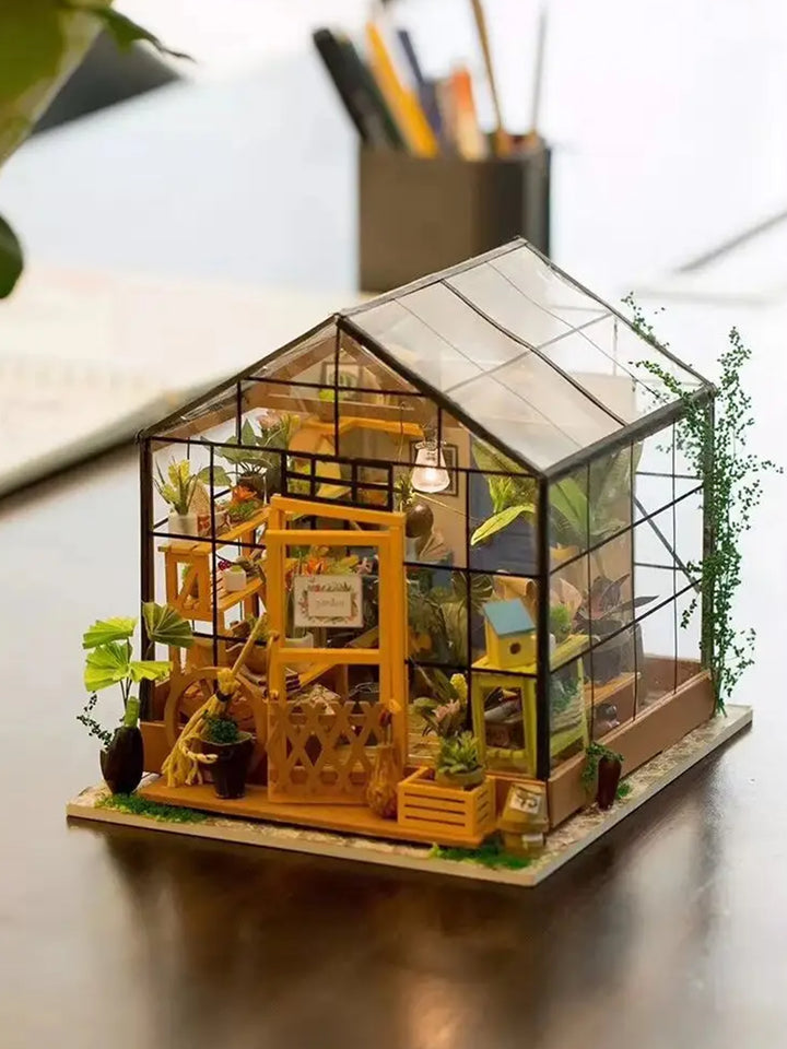 DIY Miniature Cathy's Flower House