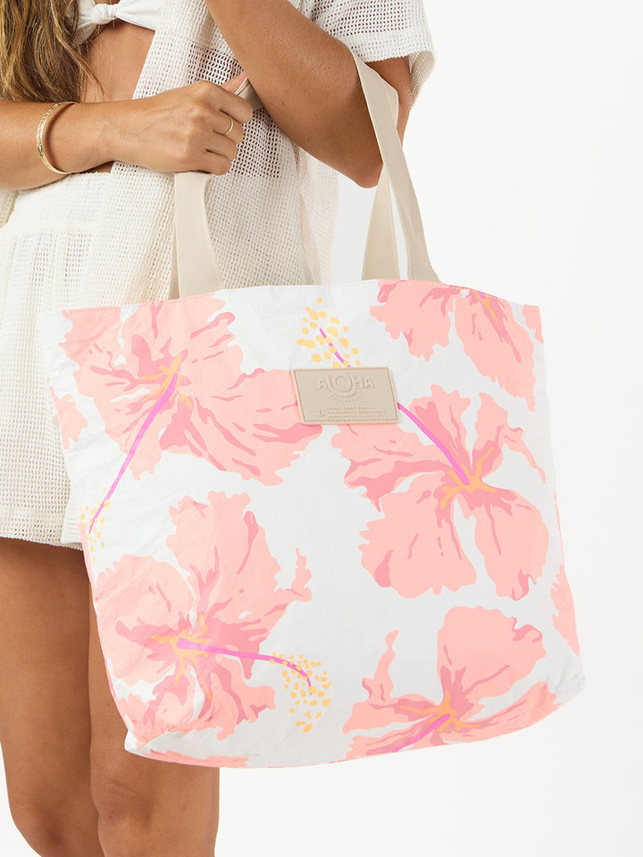 Day Tripper in Taha'a Pink by ALOHA