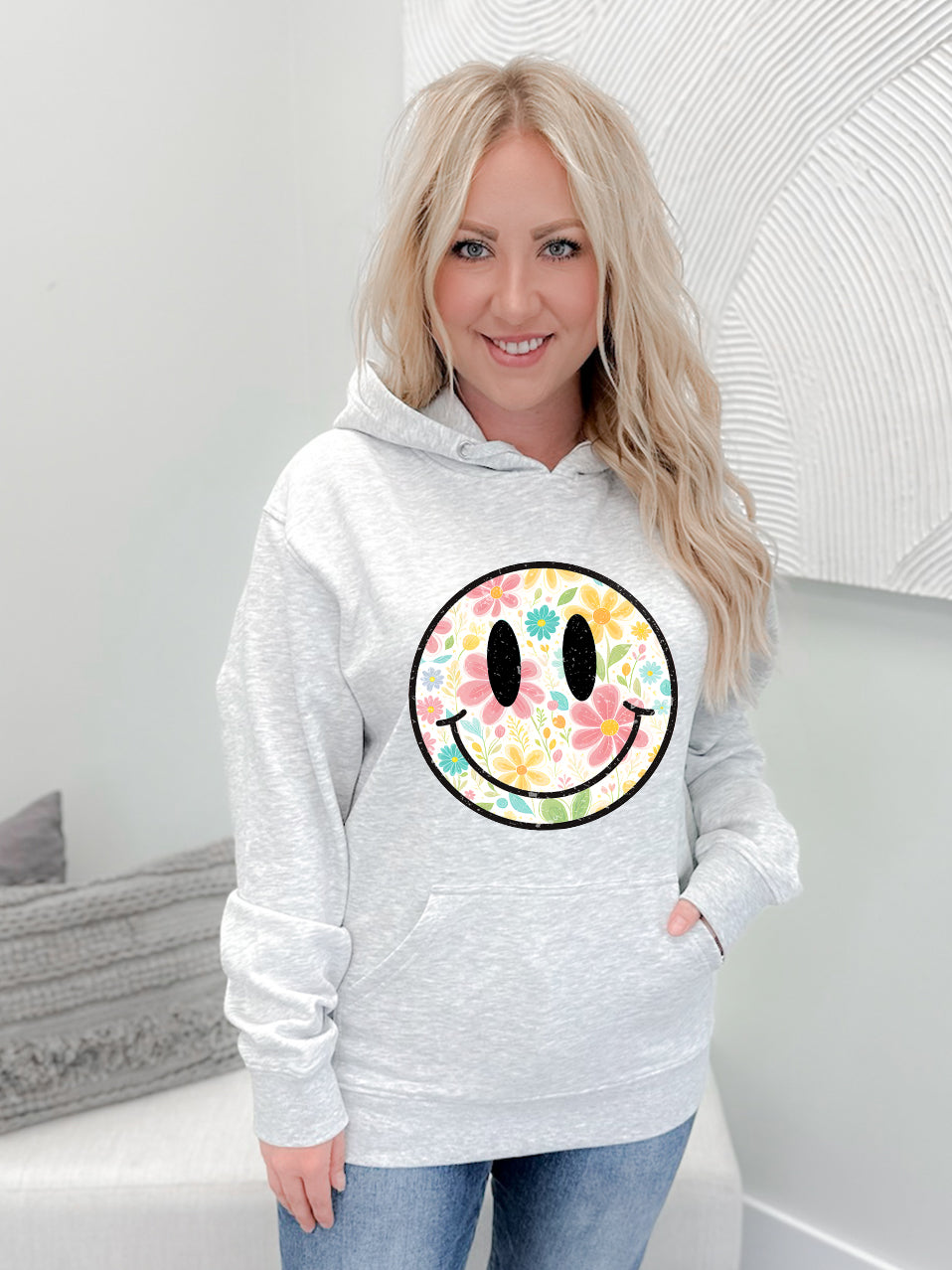 Wildflower Smile Graphix Pullover / Hoodie