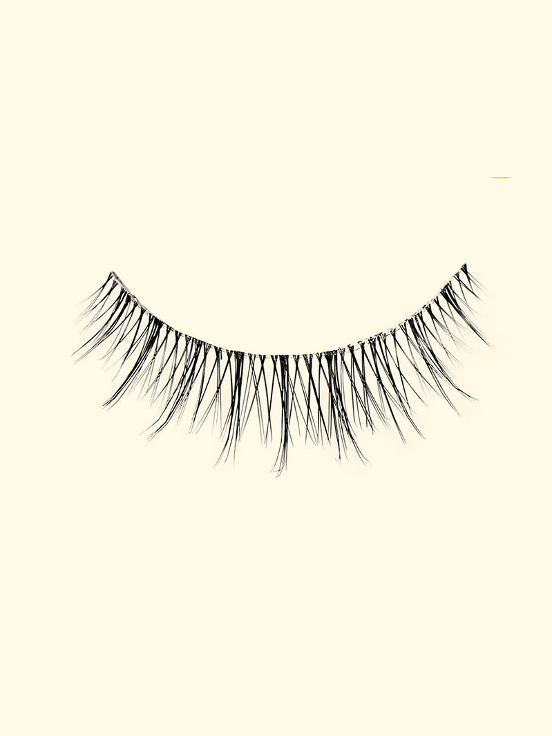 Natural Effect Vegan Faux Lashes in Look at Me