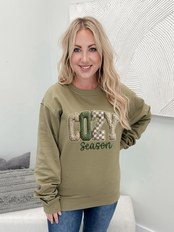 Knitted Cozy Season Graphix Pullover / Hoodie