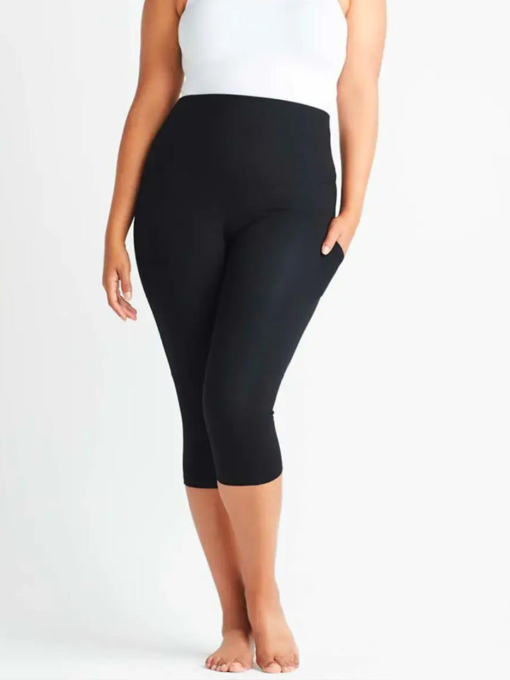 Pocket Cropped 360 Sculpt™ Tummy Control Leggings in Black