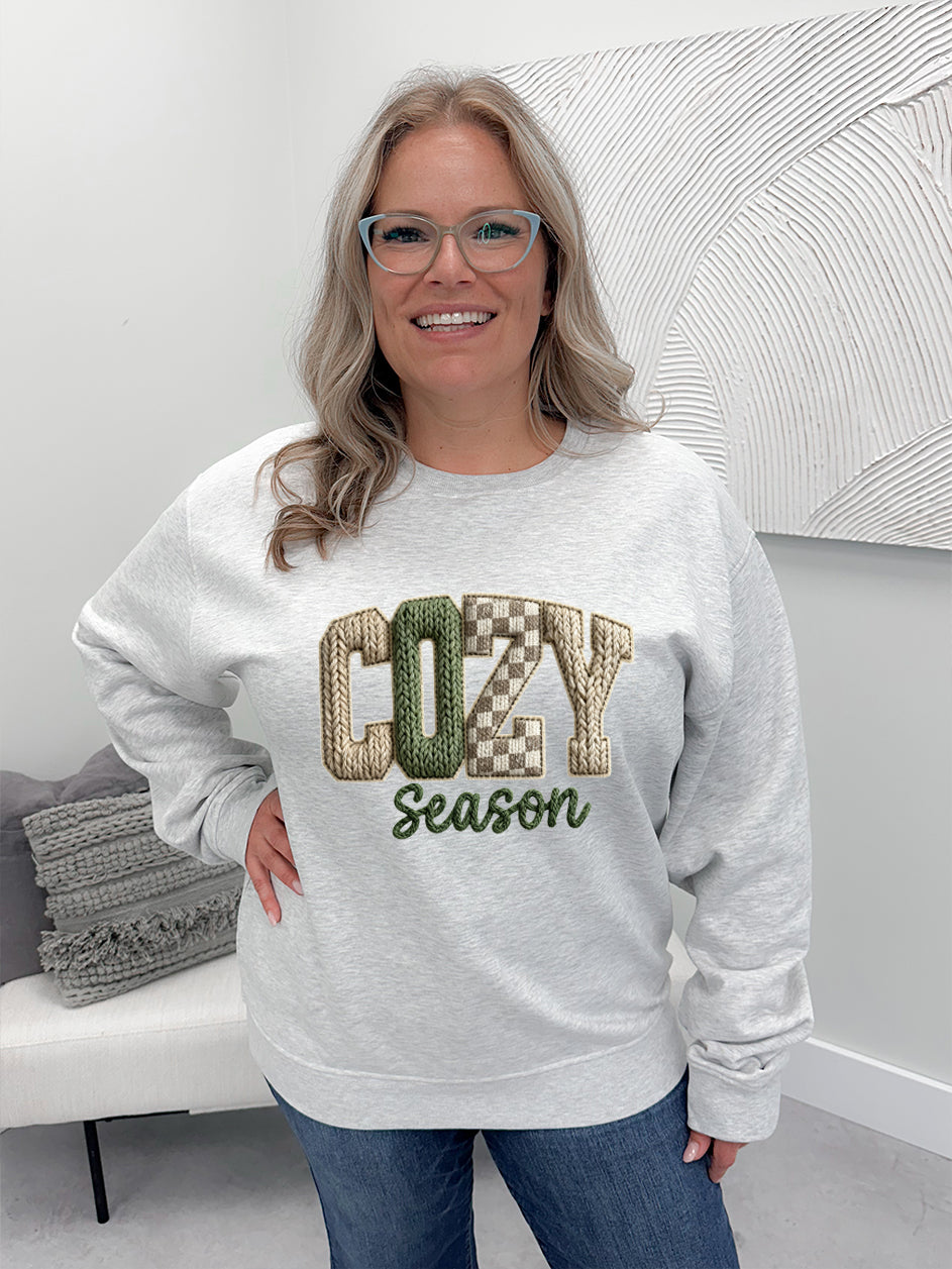 Knitted Cozy Season Graphix Pullover / Hoodie