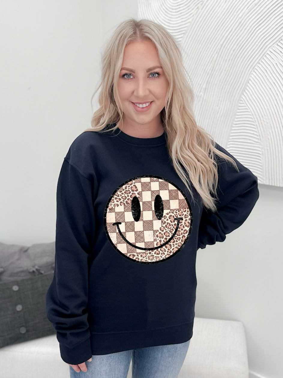 Stay Smiley Graphix Pullover / Hoodie