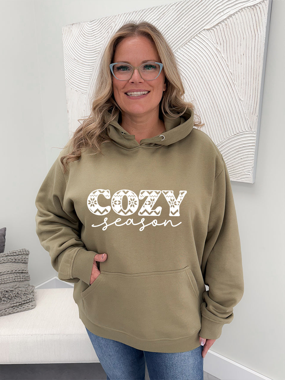 Cozy Season Graphix Pullover / Hoodie