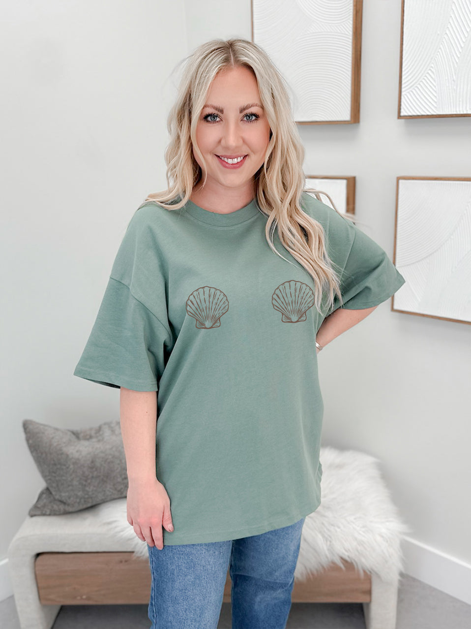 Shell Babe Graphix Tee